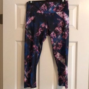 Onzie Crop Yoga Legging